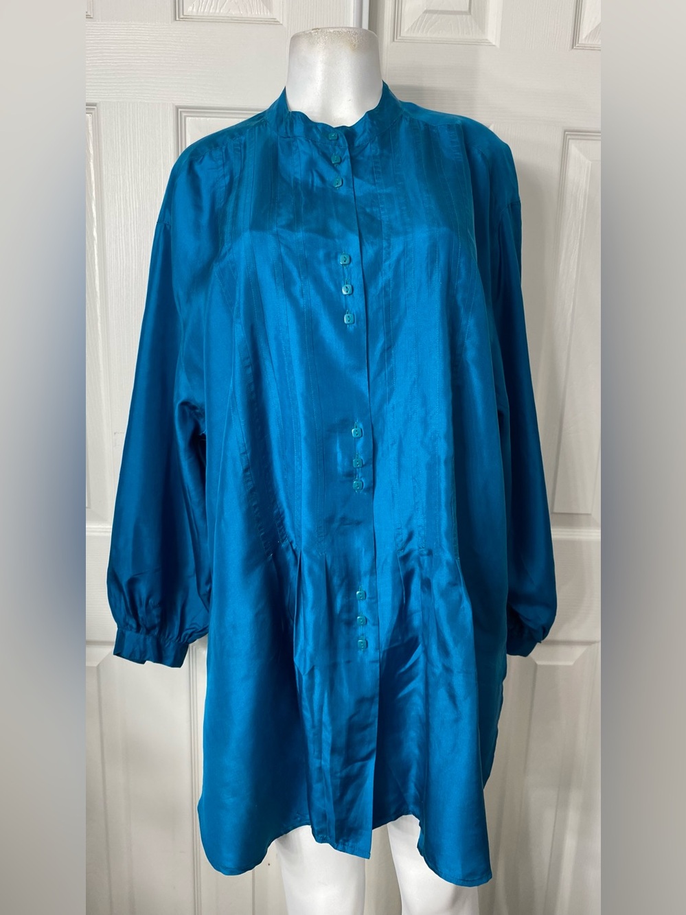 💯Silk-Feel Long Sleeve Button-Down Blouse in Teal Blue
